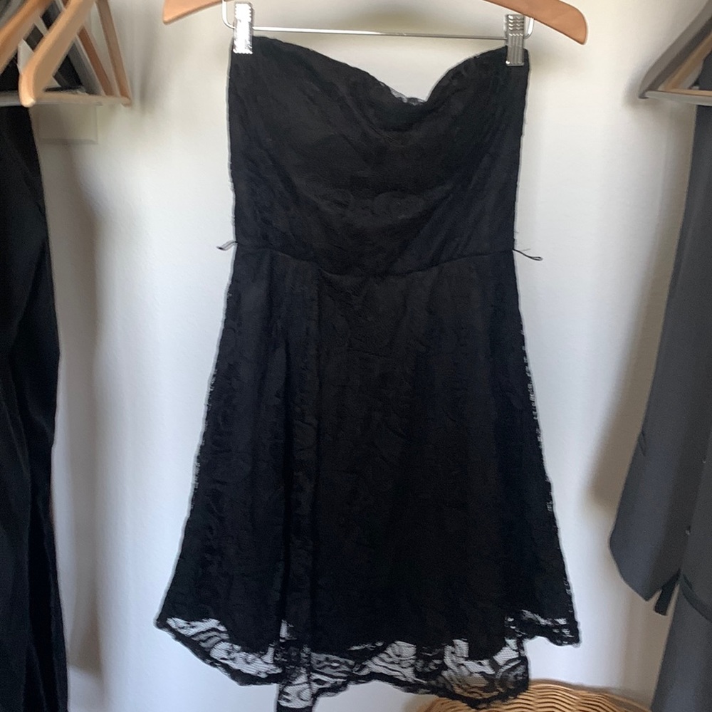 Vintage strapless dress M lined and padded on the chest area for full coverage